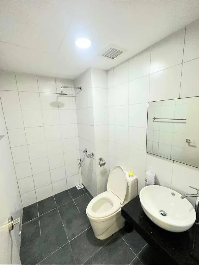 Homestay Chambers Suites Kl - By Staycation Homes Kuala Lumpur